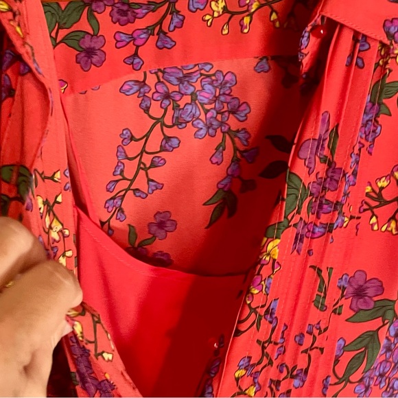 Nanette Lepore Terracotta Flutter Sleeve
Chiffon Floral Print Shirtdress Size 14 - Picture 4 of 10